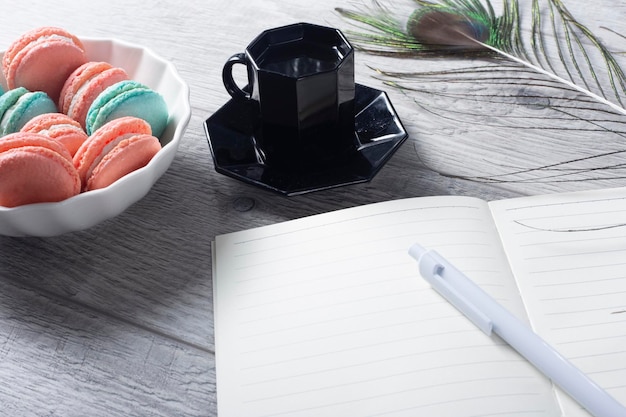 Formularz kontaktowy z kubkiem herbaty