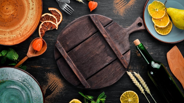 Zestaw trzech potraw na stole